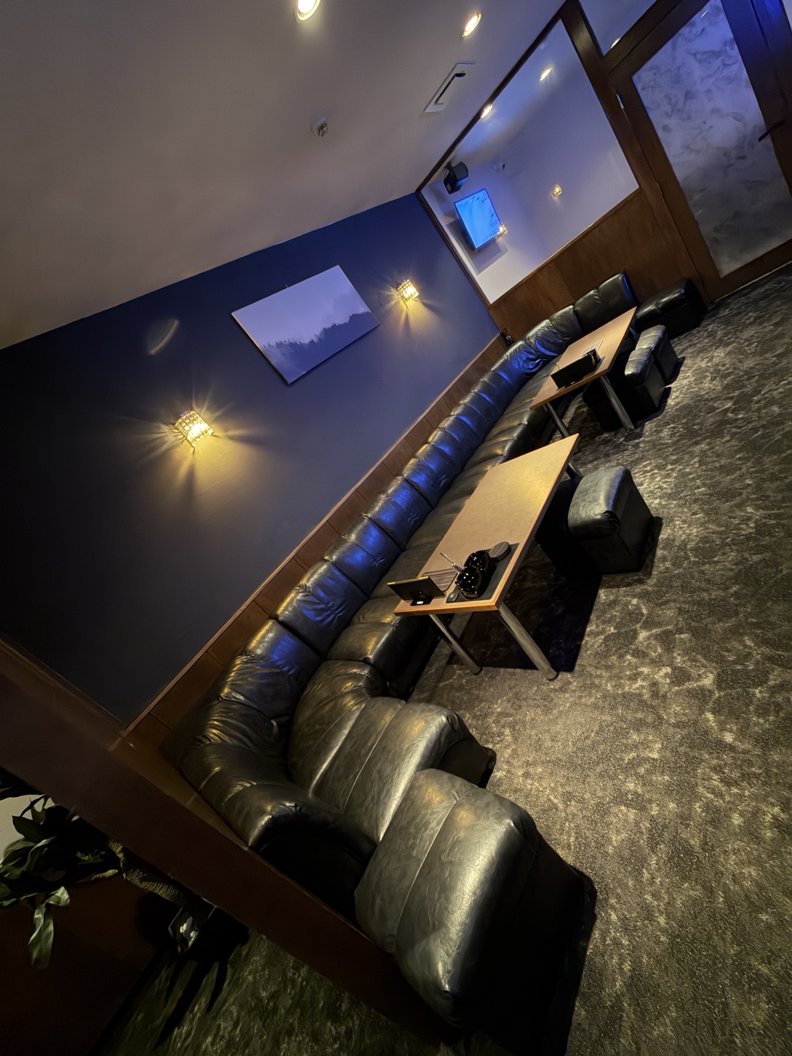 Lounge りりぃ ソファ席